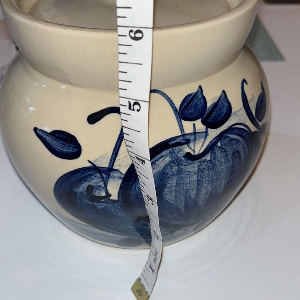 Casey Pottery Crock Apple Design - Picture 6 of 7